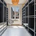 Luxurious, Updated, Warm & Stunning Home Terraces