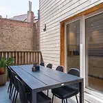 Luxurious, Updated, Warm & Stunning Home Terraces