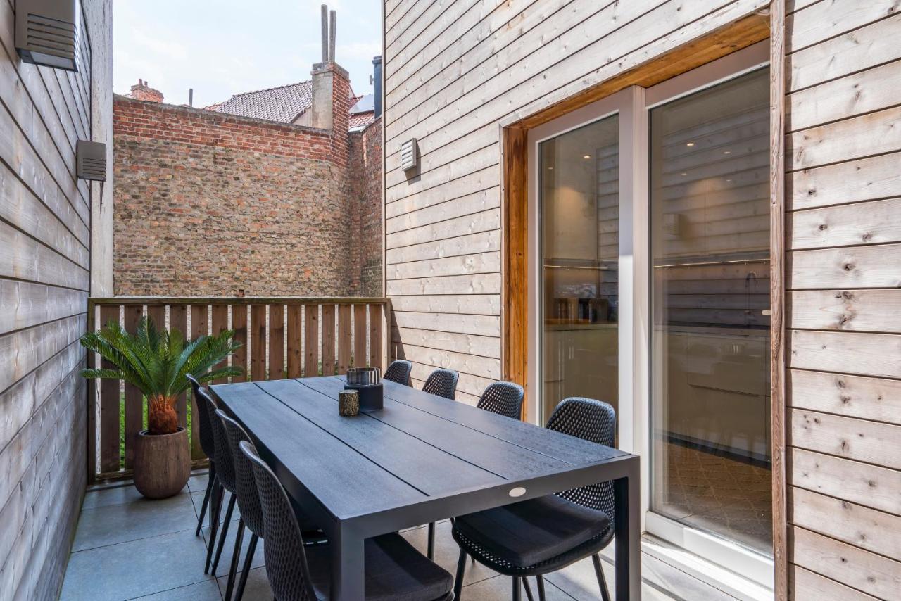 Luxurious, Updated, Warm & Stunning Terraces Hébergement de vacances *